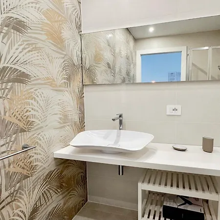 Florida アパートホテル