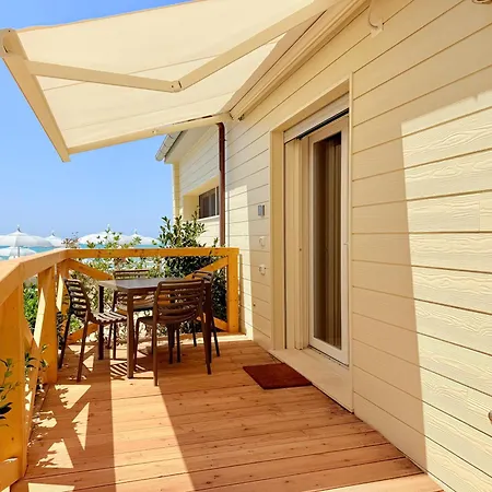 Florida アパートホテル 3*